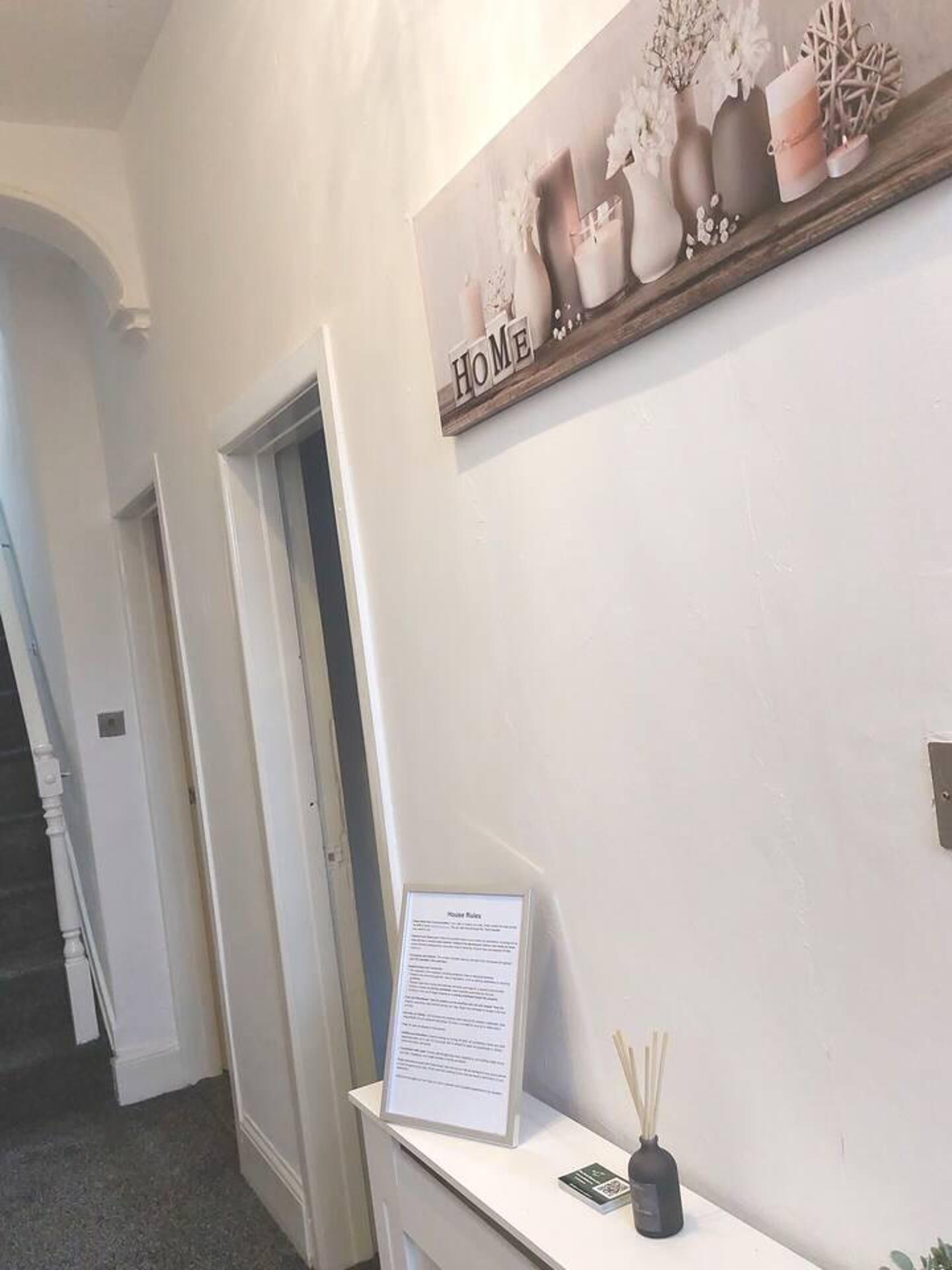 Nhà | 4 phòng ngủ, bàn ủi/dụng cụ ủi quần áo 