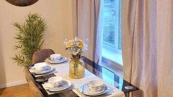 House | Dining