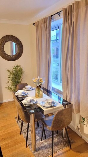 Dining - 3-bed House in Warrington (Warrington)