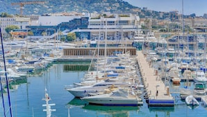 Marina - Comfortable and fully equiped two bedroom apartment (Cannes)