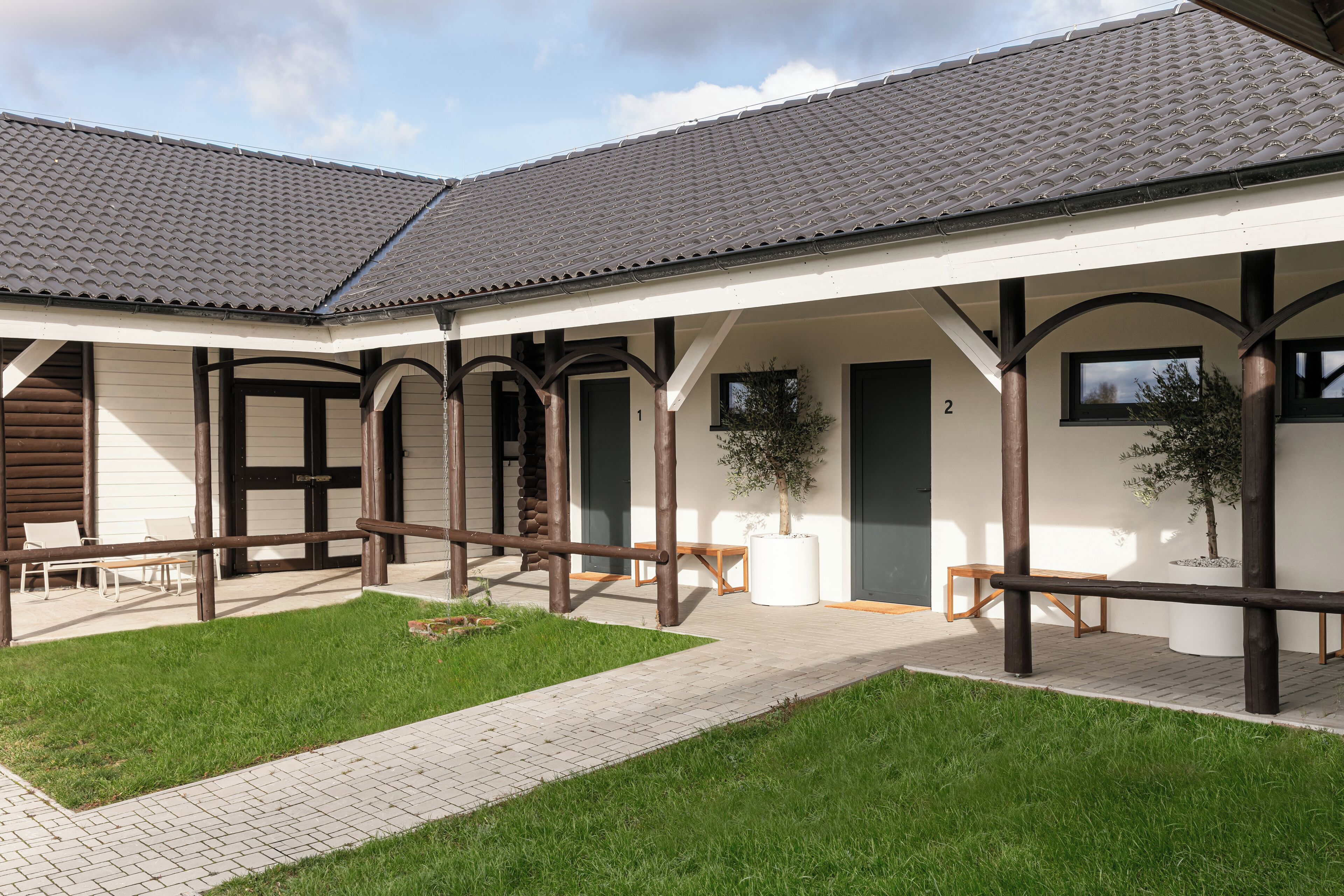 Classic Room | Premium bedding, individually decorated, blackout drapes, soundproofing