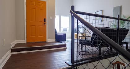 Luxury Cozy Palace Downtown