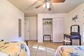 Interior - Pet-friendly Brooksville Cottage w/ Fire Pit! (Brooksville)