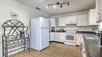 Cottage (3 Bedrooms) | Interior