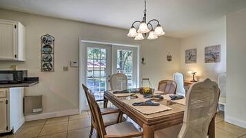 Cottage (3 Bedrooms) | Interior