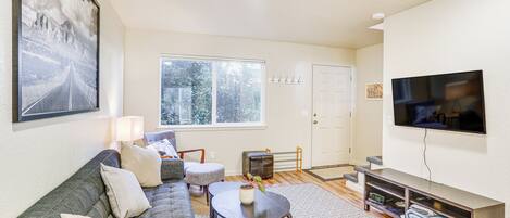 Apartment (2 Bedrooms) | Front of property