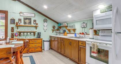 Bunkhouse-style Studio in Elkins Near ATV Trails!