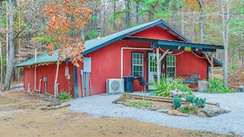 Apartment (0 Bedroom) | Interior