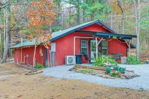 Apartment (0 Bedroom) | Interior - Bunkhouse-style Studio in Elkins Near ATV Trails! (Combs)