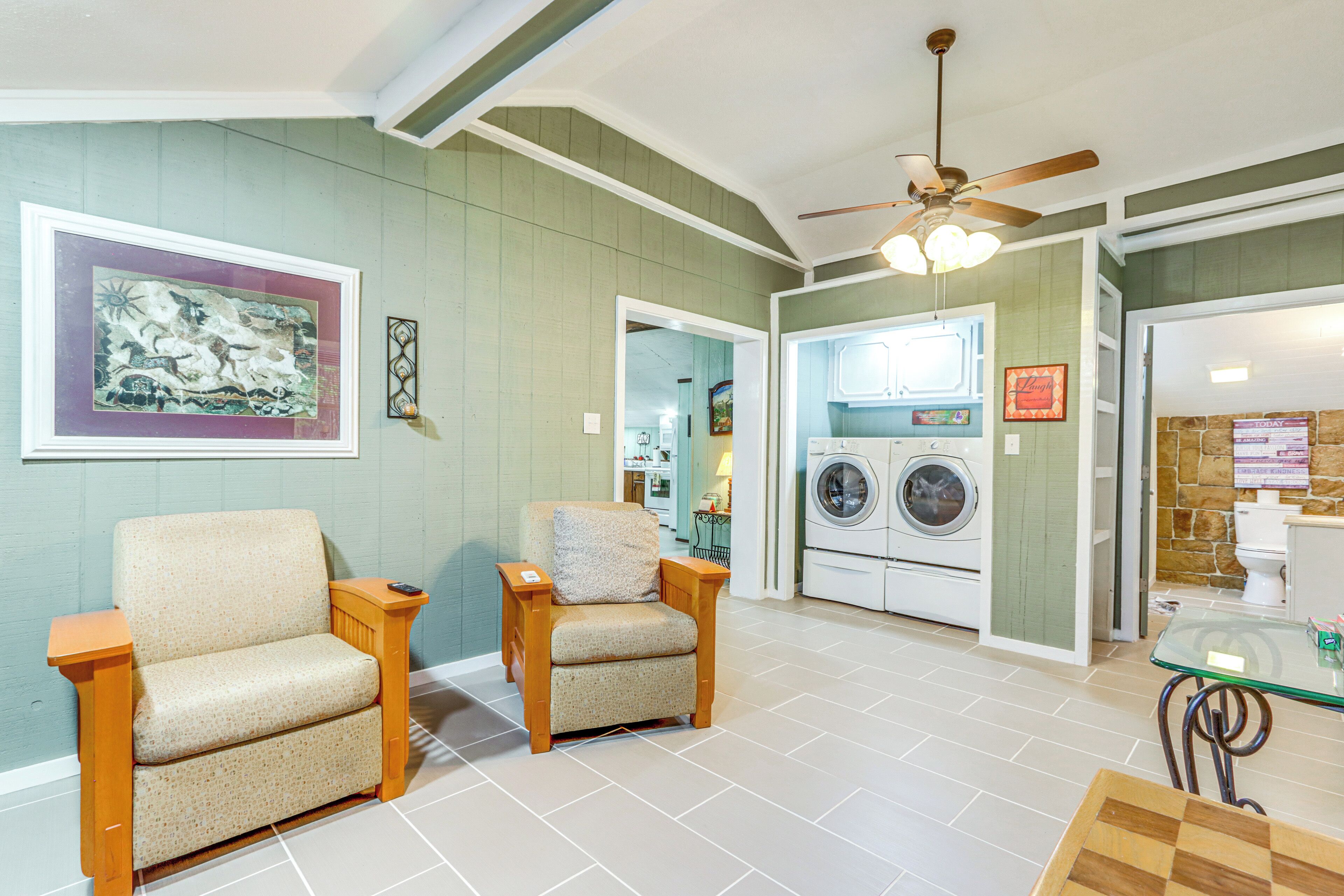 Apartment (0 Bedroom) | Interior