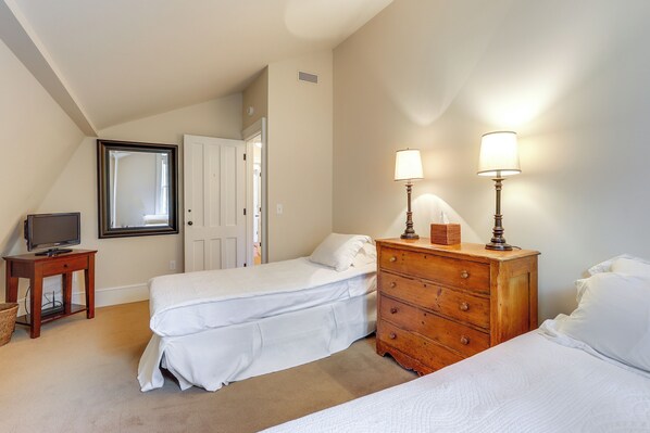 ハウス (Multiple Bedrooms) | 内装