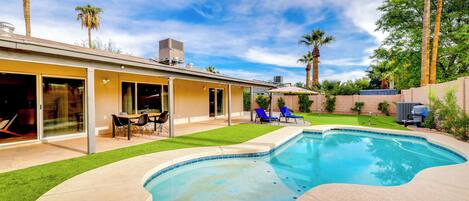 House (3 Bedrooms) | Front of property