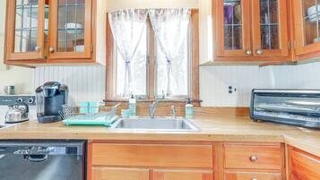 Cottage (3 Bedrooms) | Interior