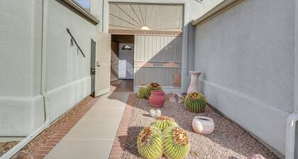 Green Valley Getaway Near Golfing: Pool Access!