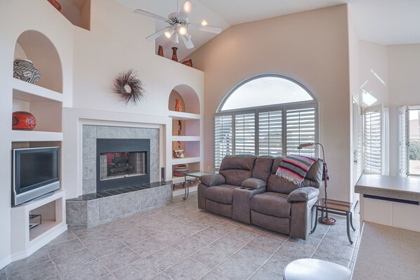 House (2 Bedrooms) | Interior