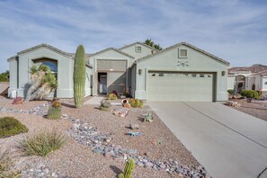 House (2 Bedrooms) | Interior - Green Valley Getaway Near Golfing: Pool Access! (Green Valley)
