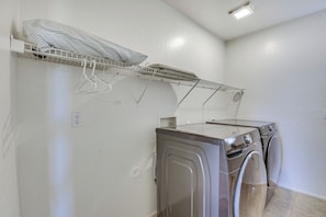 House (6 Bedrooms) | Interior - Spacious Phoenix Vacation Rental w/ Private Pool! (Phoenix)