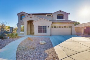 منزل (6 Bedrooms) | المنشأة من الداخل