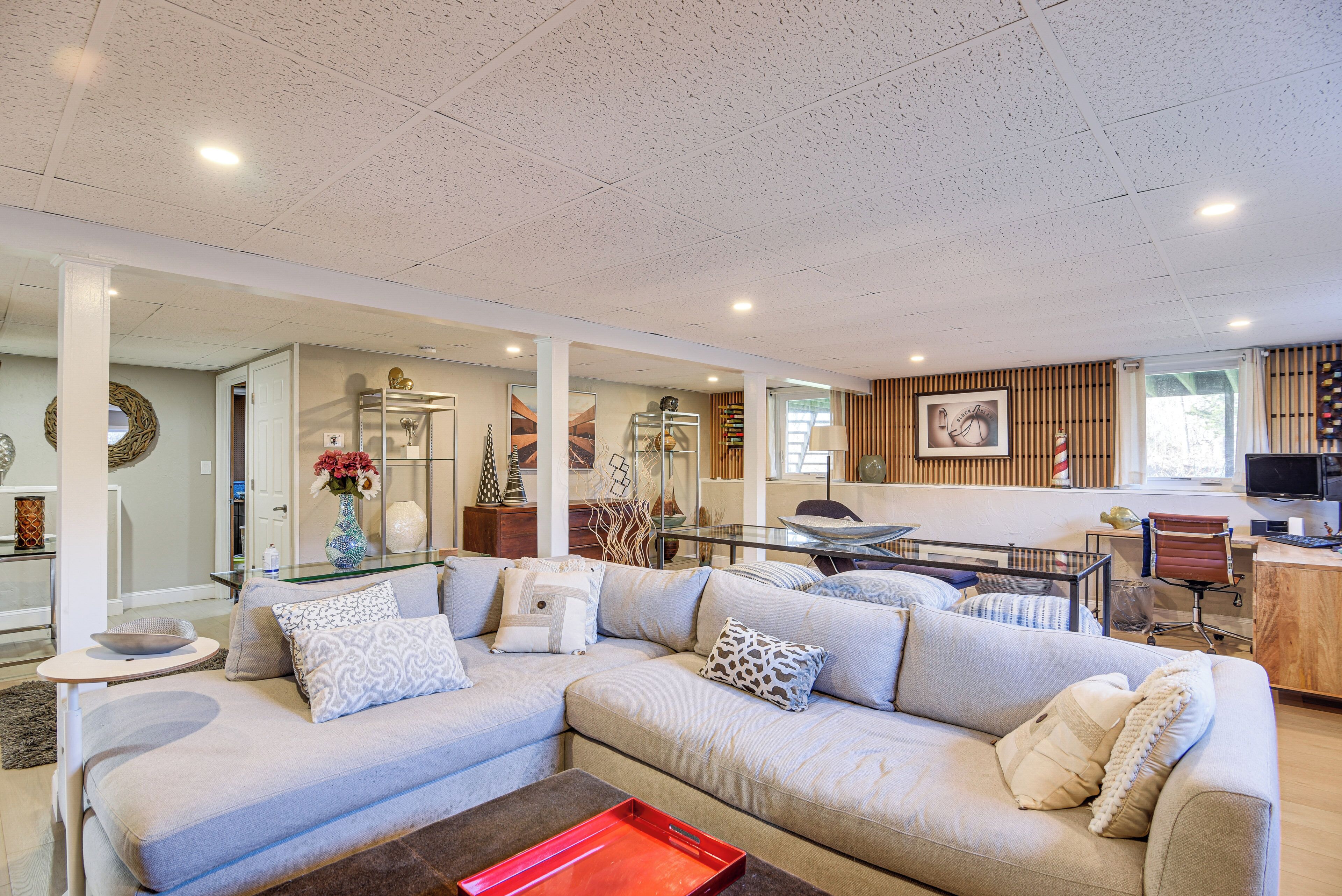 House (5 Bedrooms) | Interior
