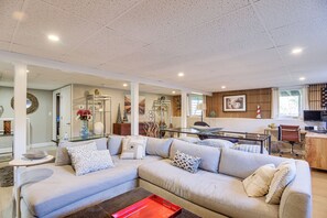 Talo (5 Bedrooms) | Sisätilat