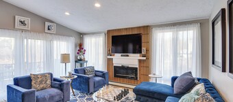 Pet-friendly Narragansett Home w/ Deck + Gas Grill