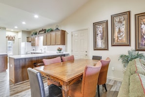 Apartment (2 Bedrooms) | Interior - Branson Condo: Private Balcony, 1 Mi to Strip! (Branson)