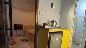 Shared fridge, cookware/dishes/utensils - Paradiso (Ho Chi Minh City)