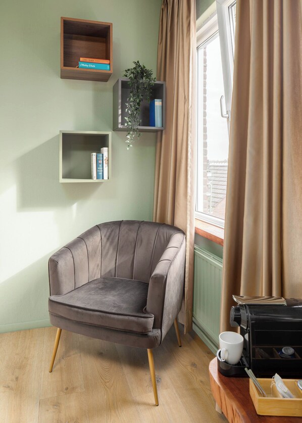 Kahden hengen comfort-huone | Äänieristys, ilmainen Wi-Fi, vuodevaatteet