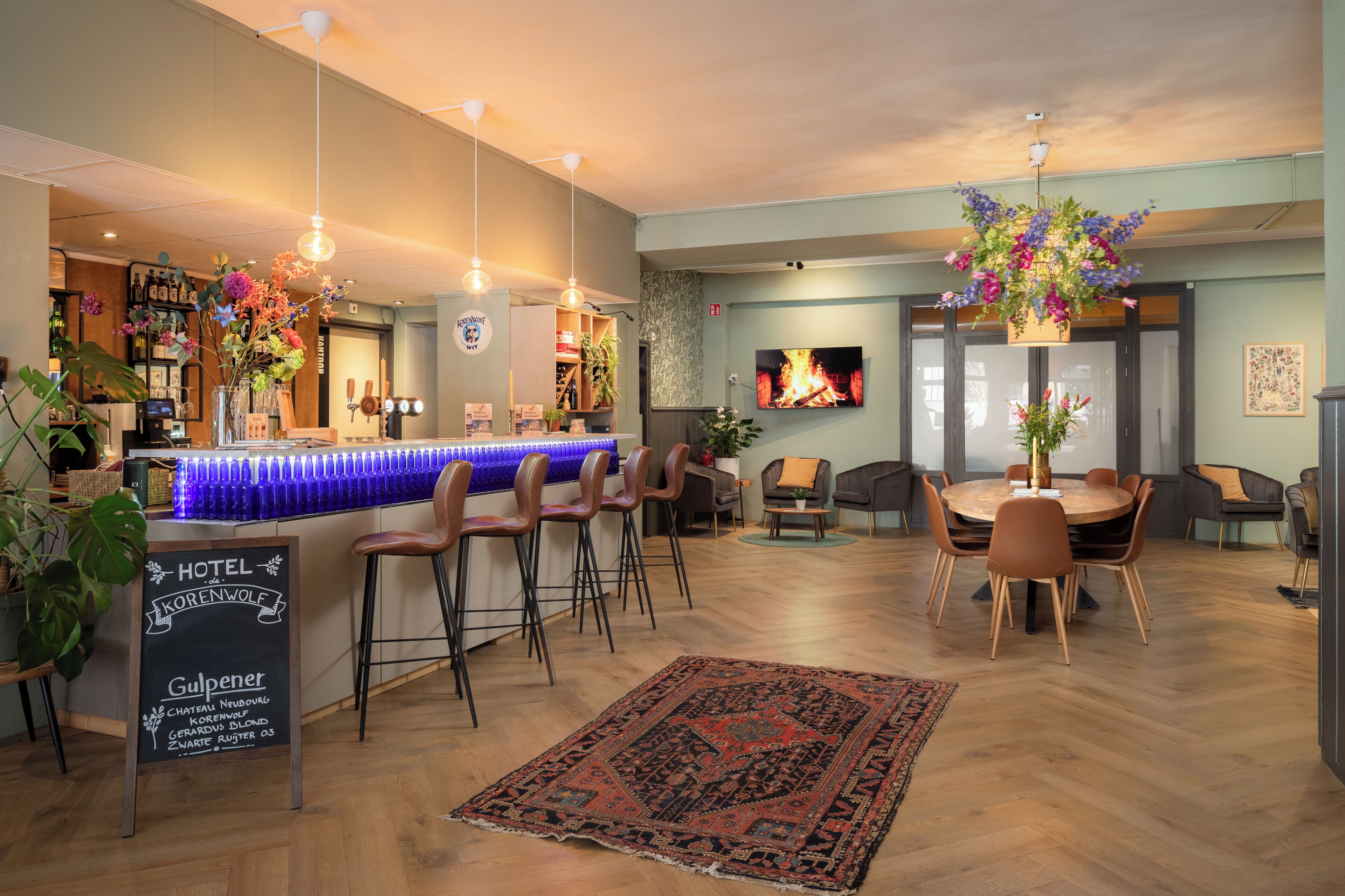 Bar (in der Unterkunft)