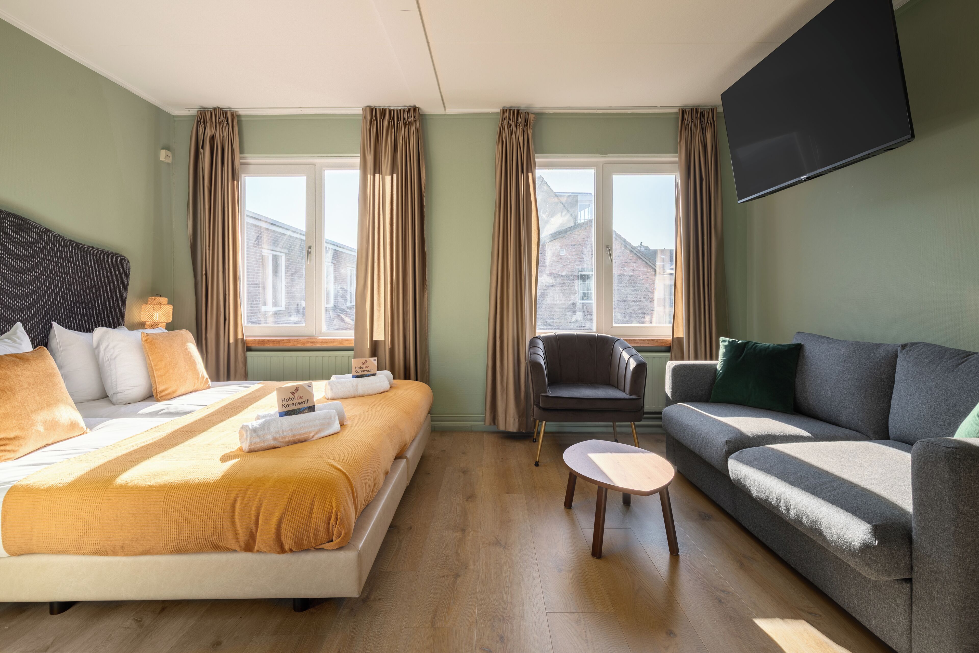 Habitación doble Deluxe | Insonorización, wifi gratis y ropa de cama 