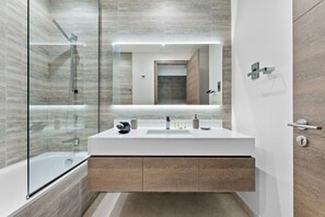 Bathroom - WelHome - Seaside Serenity: Spacious 1 BR in Maritime City  (Dubai)