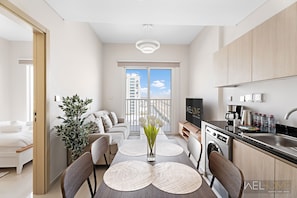 Comfort Apartment | Dining room