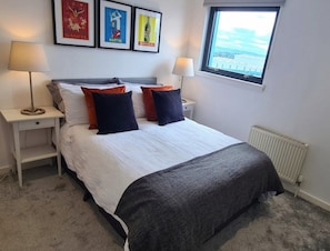 2 bedrooms, WiFi, bed sheets - Flat in Glasgow City near Hydro (Glasgow)