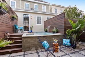 Terrace/patio - Rare 4BR Savannah Retreat | Shared Pool & DT Steps (Savannah)