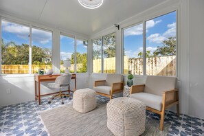 Interior - Heated Pool + Pickleball Court & Putting Greens (Jacksonville Beach)