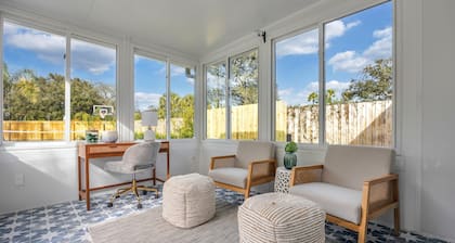 Pickleball Paradise: Stay & Play: Heated Pool + Private Sport Court