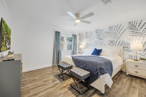 4 bedrooms, desk, iron/ironing board, travel cot