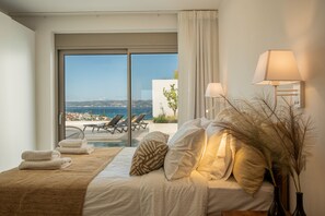 3 Schlafzimmer, Schreibtisch, Bügeleisen/Bügelbrett, Reisekinderbett