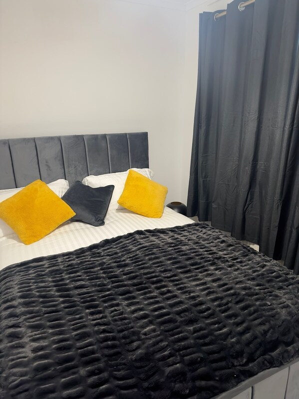 2 habitaciones, wifi gratis y ropa de cama