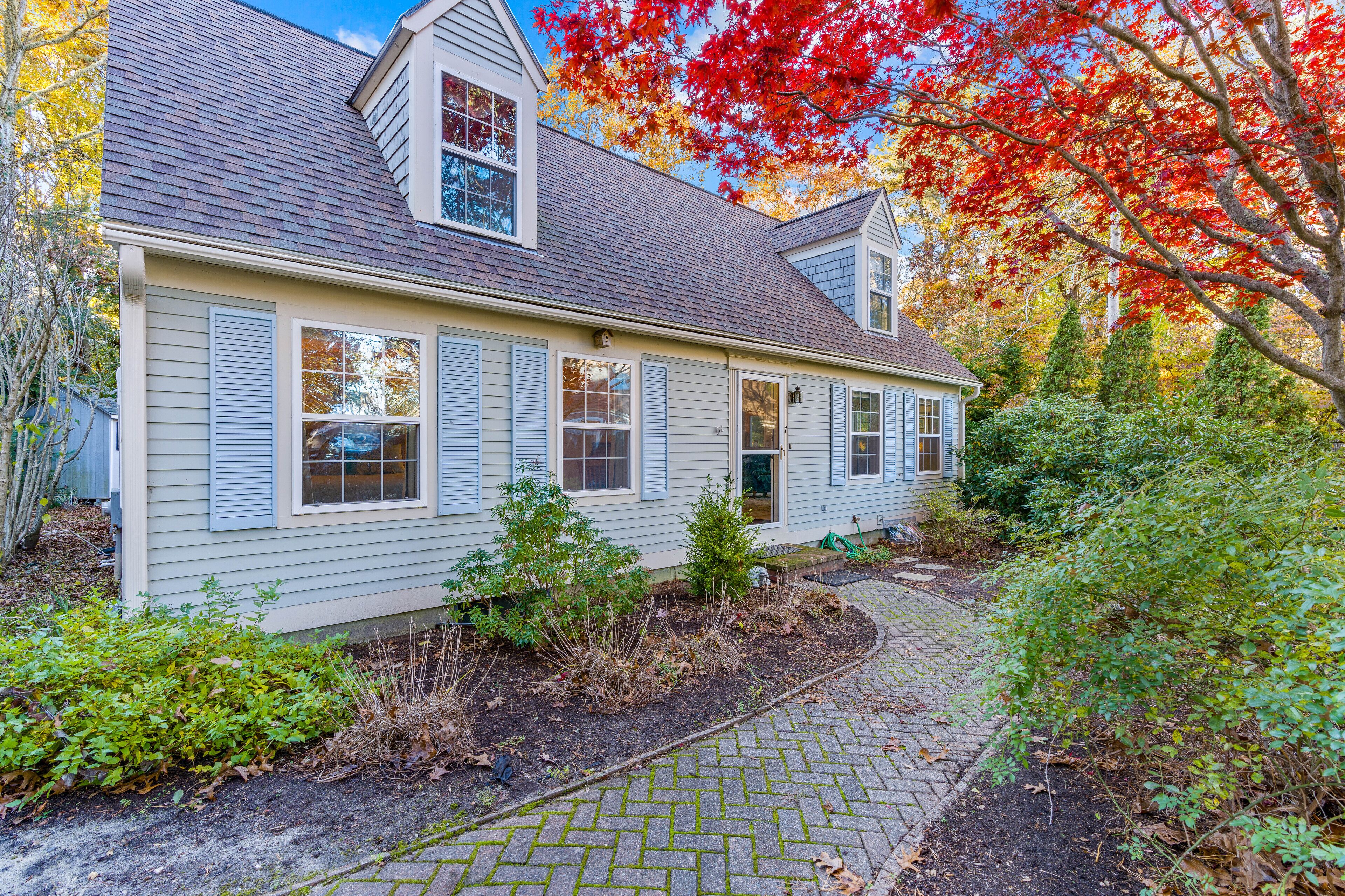 Summersea – Charming 4 BDR in Golf Community, Steps to Ockway Bay