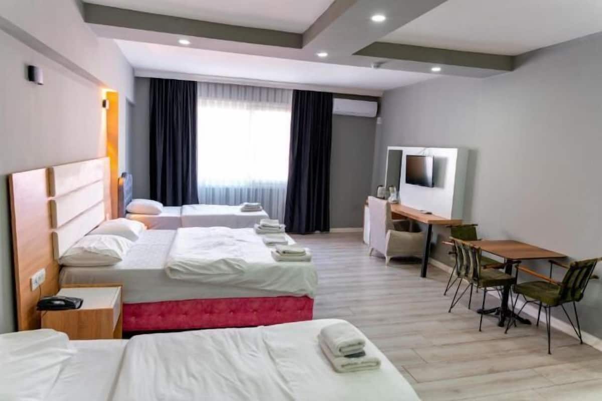 1 habitación, insonorización, wifi gratis y ropa de cama