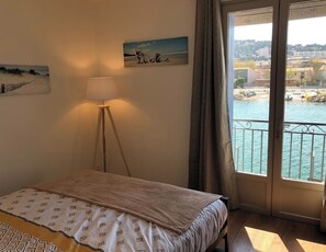 1 camera, ferro/asse da stiro, culla da viaggio, Wi-Fi gratuito