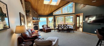 Spacious Lakehome Central to Superior's North Shore Attractions 3 Bed / 2 Bath