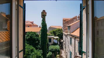 Appartement exécutif, non-fumeur, vue sur la ville | Vue de la chambre