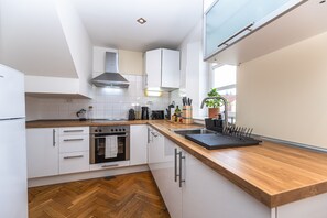 Private kitchen - Charles Apartments in Old Town Prague (Prague)