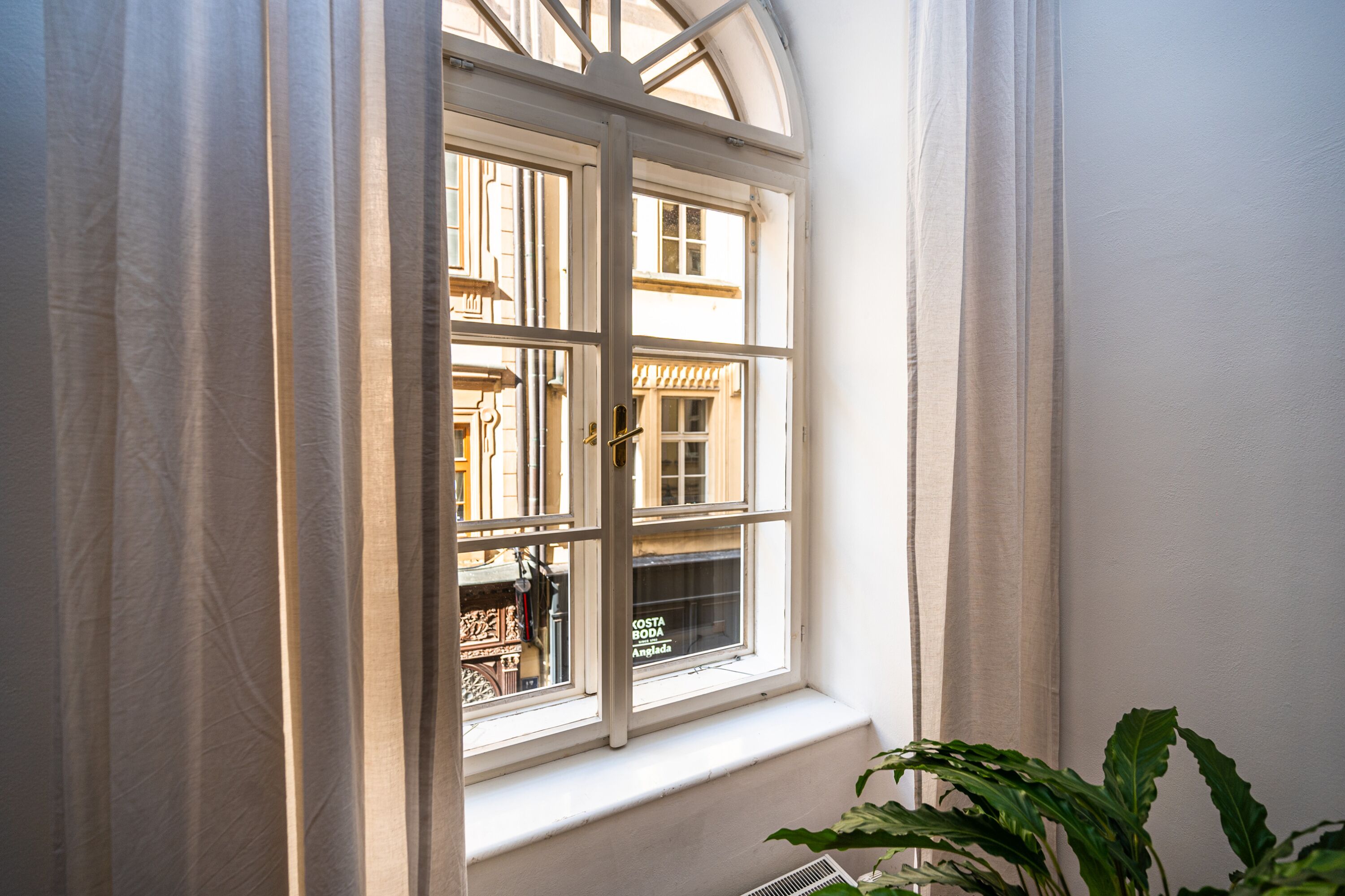 Design Apartment (Apt 11) | Street view