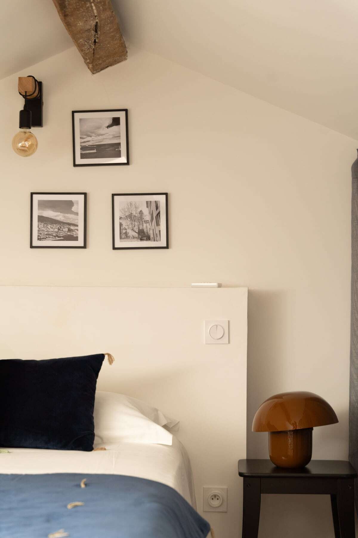 1 dormitorio, tabla de planchar con plancha, wifi gratis y ropa de cama