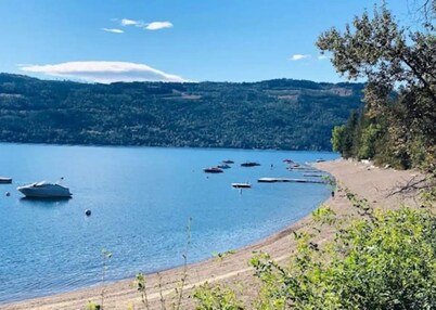 Come Try Out Glamping at its Finest On The Shuswap
