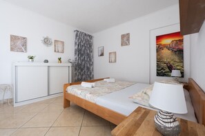1 bedroom, WiFi, bed sheets - Apartments Vrabac / Studio Apartment 1 (Neum)