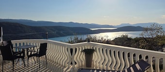 Two Bedroom Ap Vrabac 3